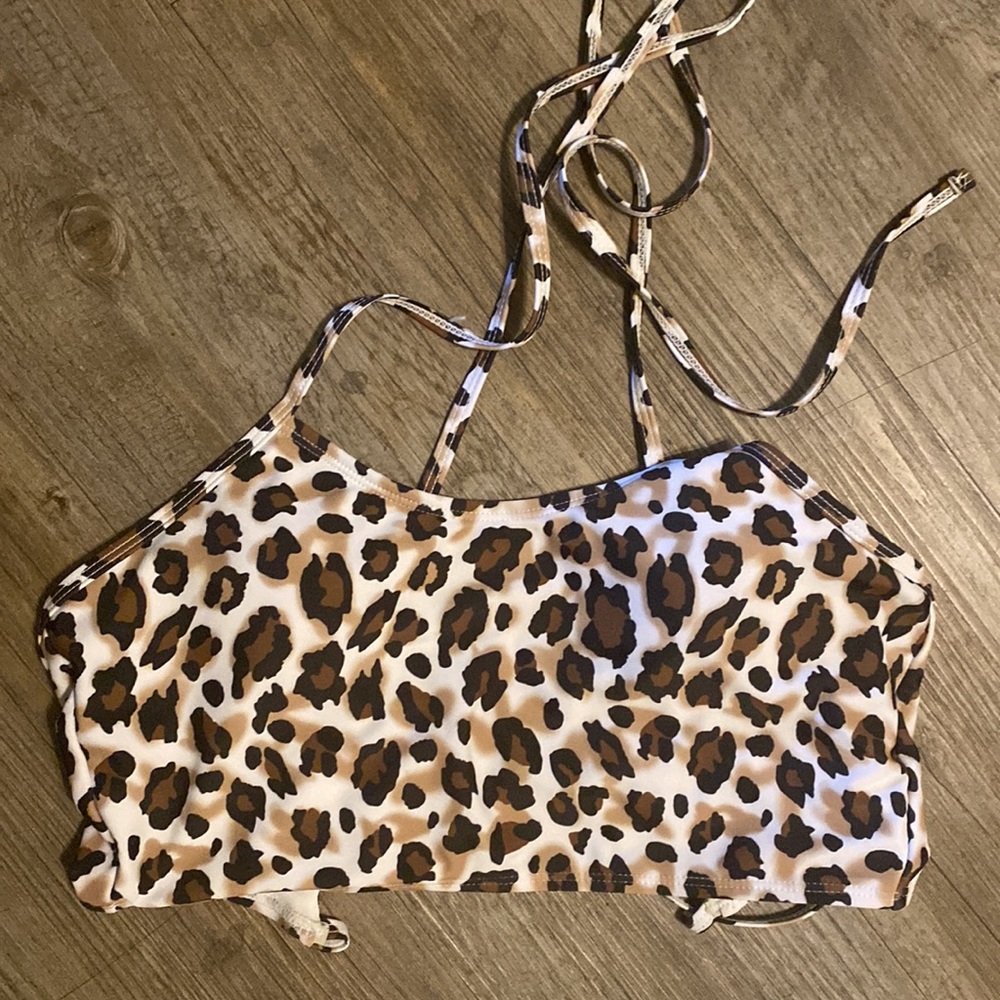 Leopard bikini - Picture 3 of 4